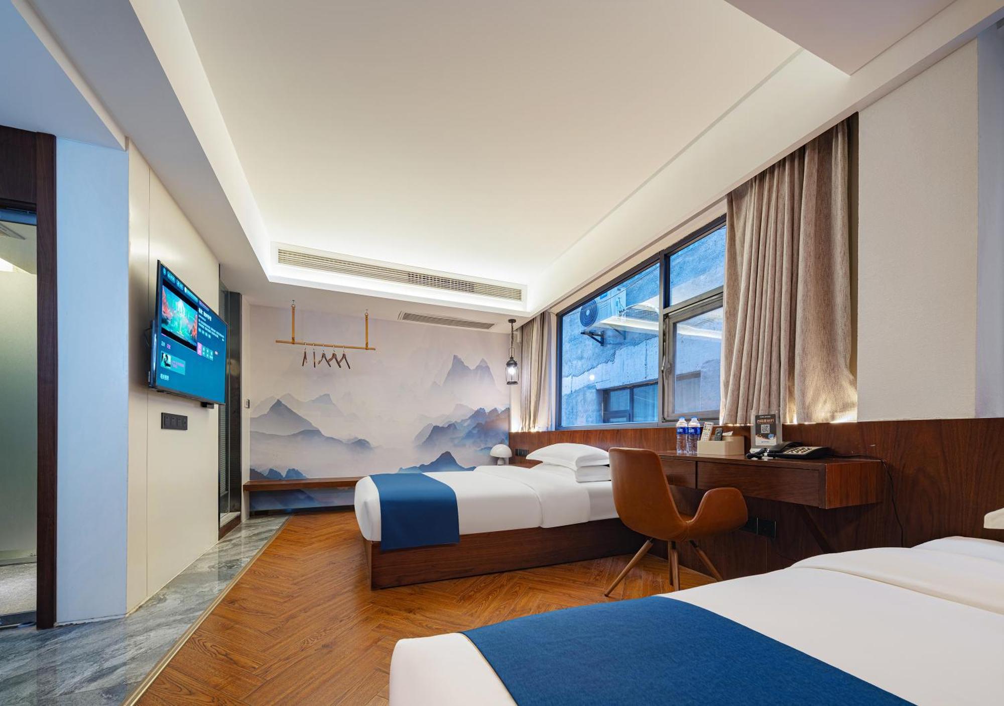 張家界武陵源北岸輕奢客棧 森林公園店 Hotel Zhangjiajie Exterior photo