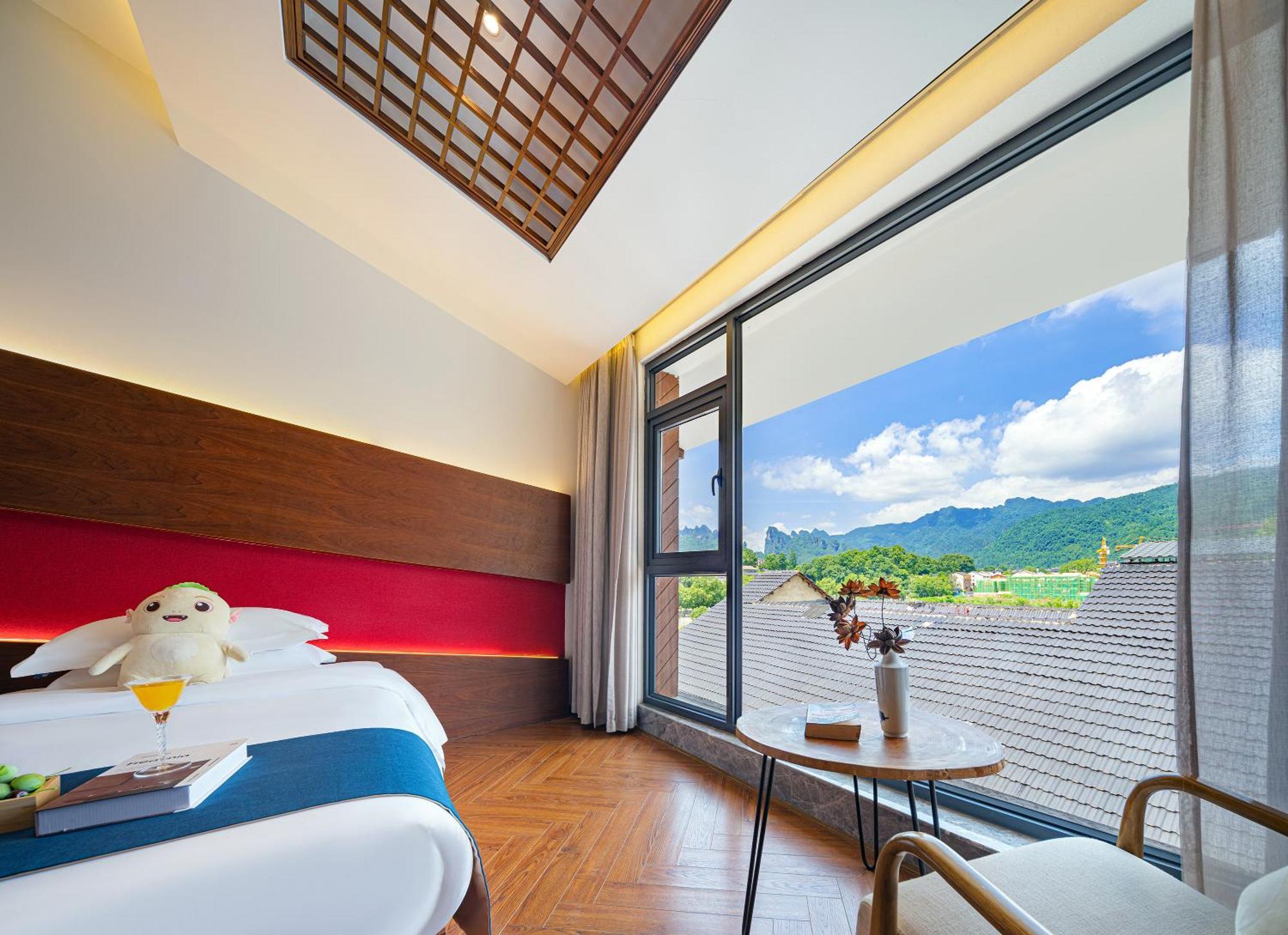 張家界武陵源北岸輕奢客棧 森林公園店 Hotel Zhangjiajie Exterior photo