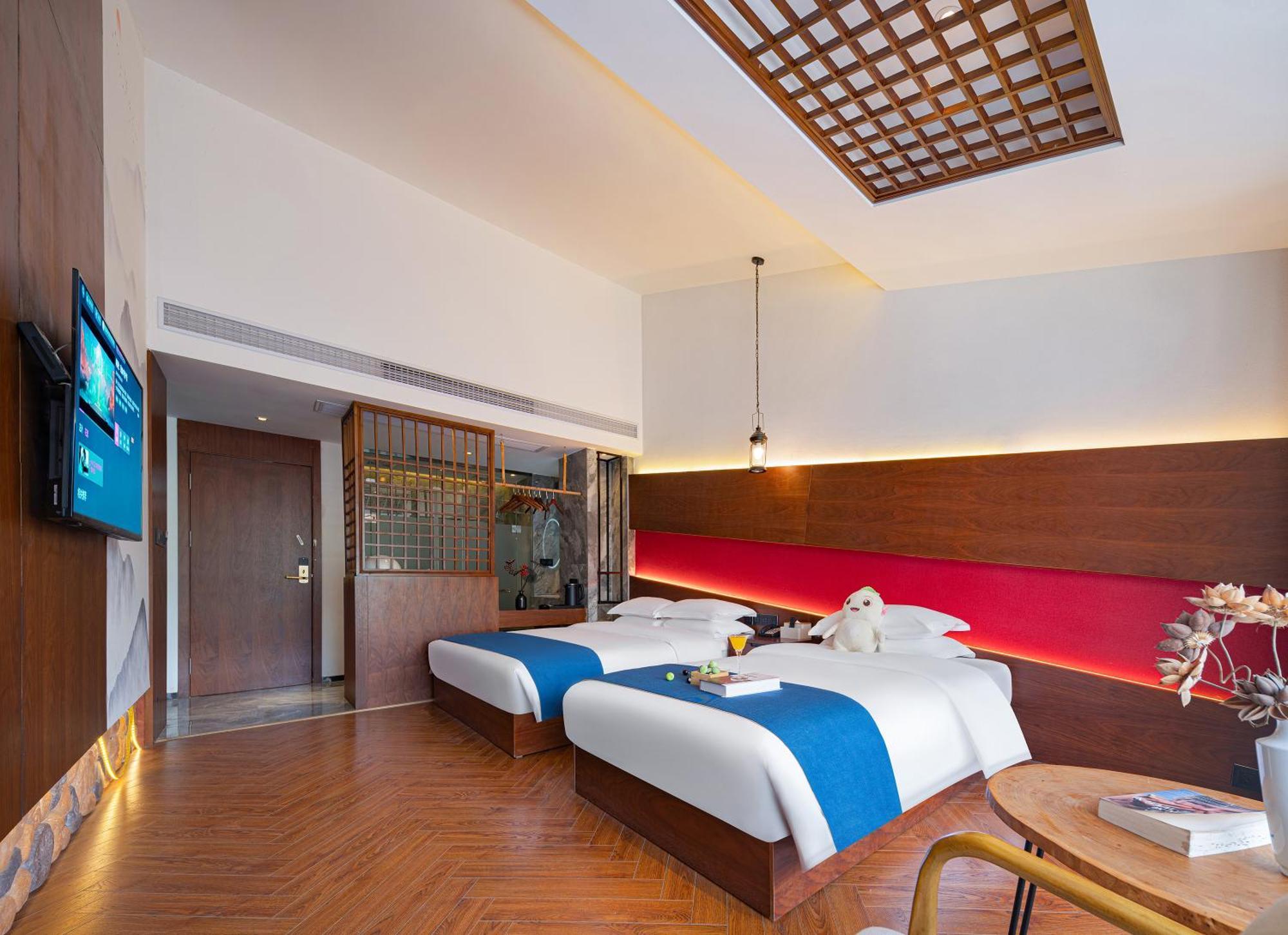 張家界武陵源北岸輕奢客棧 森林公園店 Hotel Zhangjiajie Exterior photo
